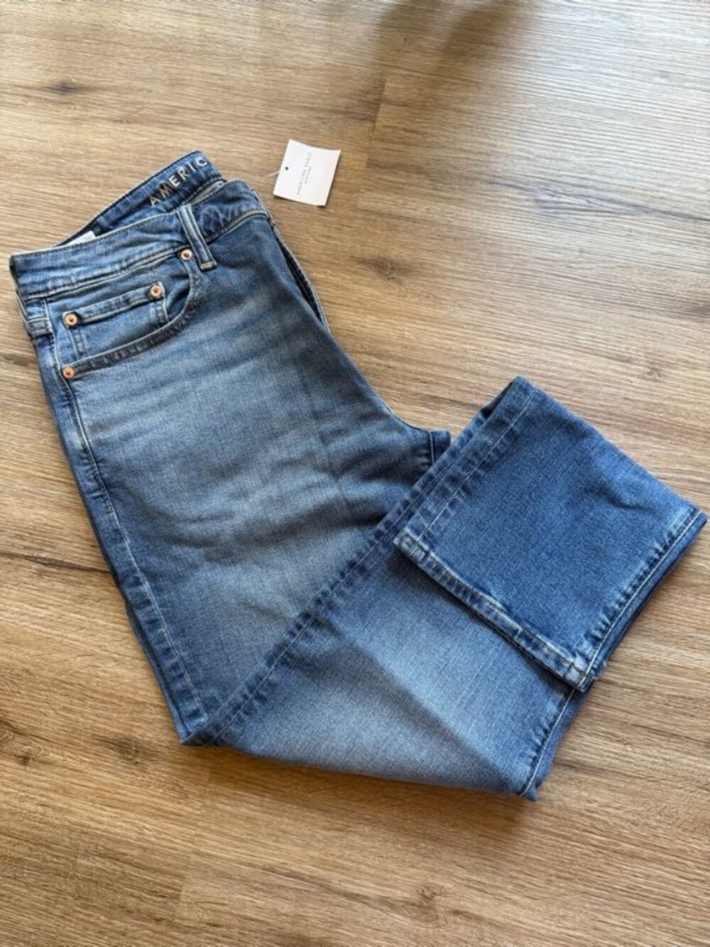 NWT AMERICAN EAGLE MEN JEANS Slim Straigh in Bright Blue color SZ 34-32